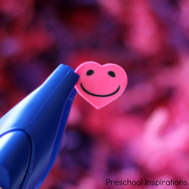 A simple and fun colorful hearts sensory bin for Valentine's Day